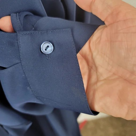 Chicos Colbalt Blue Ruffle Front Silky Blouse Size 2 Medium 12-14 - Picture 9 of 14